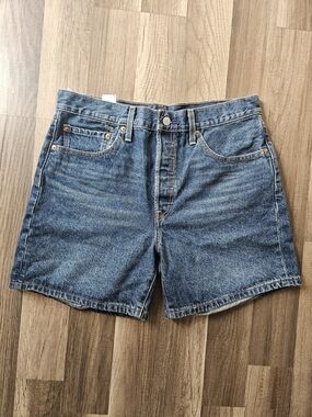 501 Levi's Women's Blue Denim High-Rise Jean Shorts